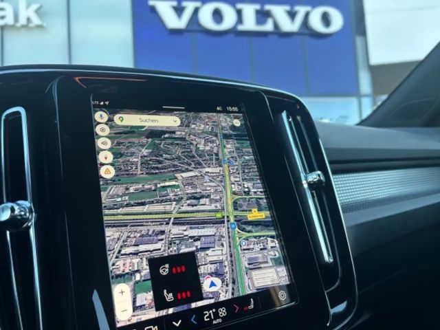 Volvo XC40 Dark Plus