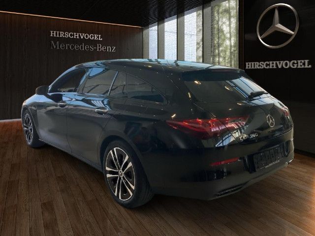 Mercedes-Benz CLA 180 Shooting Brake