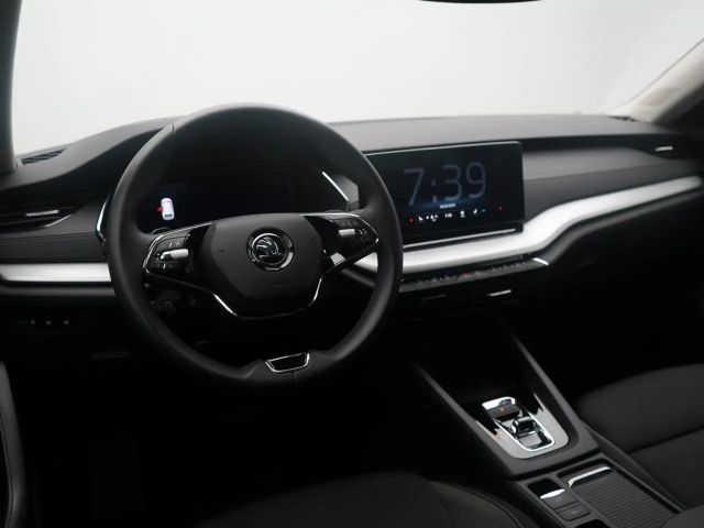 Skoda Octavia VIRT NAVI CARPLAY ACC PDC
