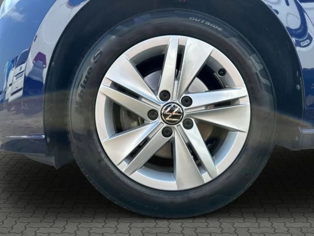 Volkswagen Golf 1.0 TSI Golf VIII Life