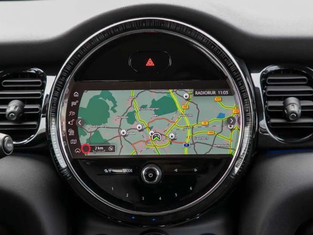MINI Cooper Classic Trim Autom. Navi LED PDC Tempomat