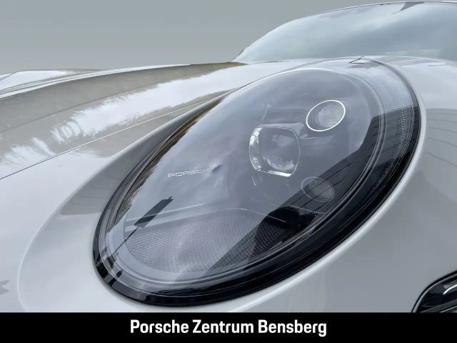 Porsche 992 Cabrio Carrera GTS