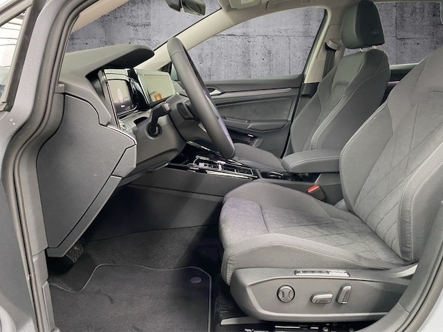 Volkswagen Golf Style