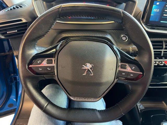 Peugeot E-2008 Allure Pack