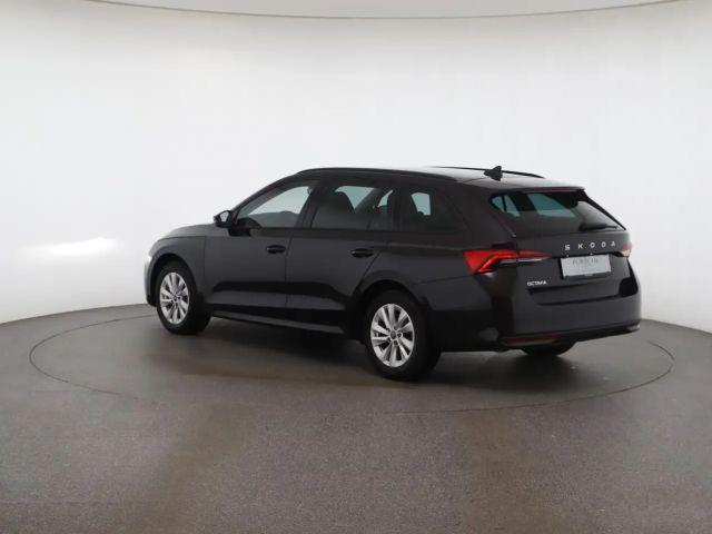 Skoda Octavia Essence TSI