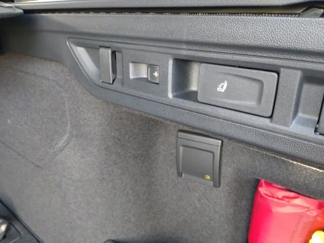 Volkswagen Passat 1.5 eTSI R-Line Variant