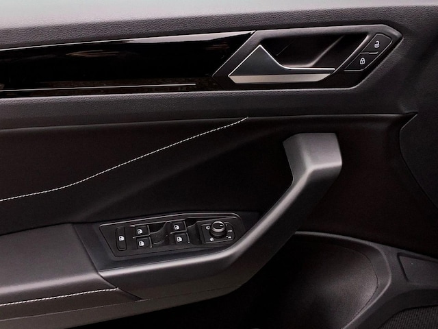 Volkswagen T-Roc 1.5 TSI DSG IQ.Drive R-Line