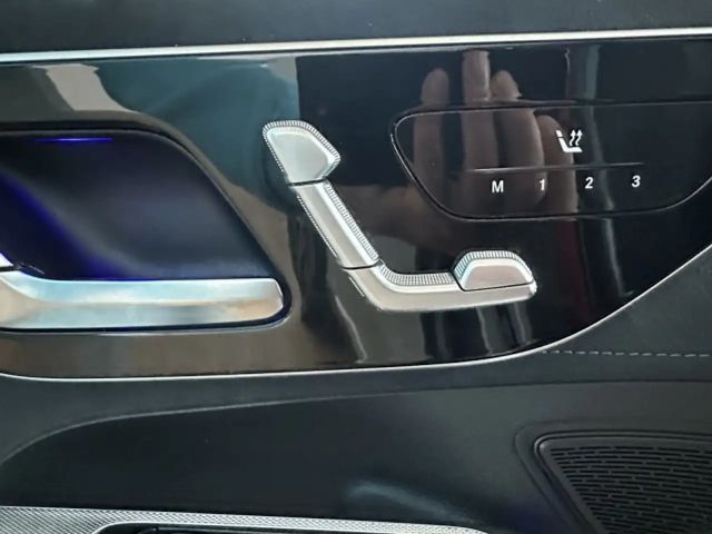 Mercedes-Benz EQE 300 AMG Line Sedan