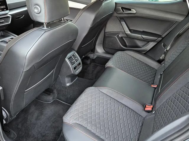 Seat Leon 1.5 eTSI FR-lijn