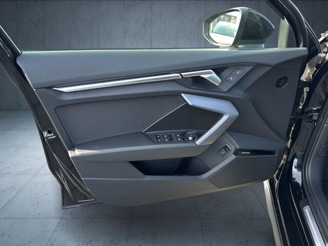 Audi A3 30 TFSI S-Line Sedan