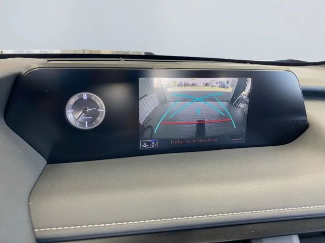 Lexus UX 250h