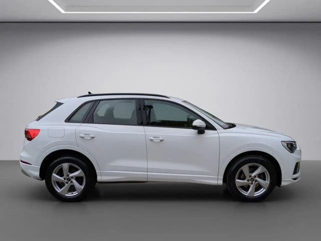 Audi Q3 1.5 TFSI S-Tronic