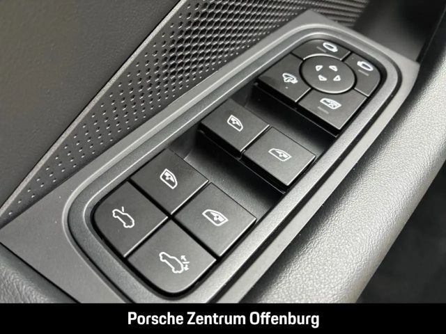 Porsche Macan Luftfeder. Niveau El. Pano Navi Dig.Cockpit Memory