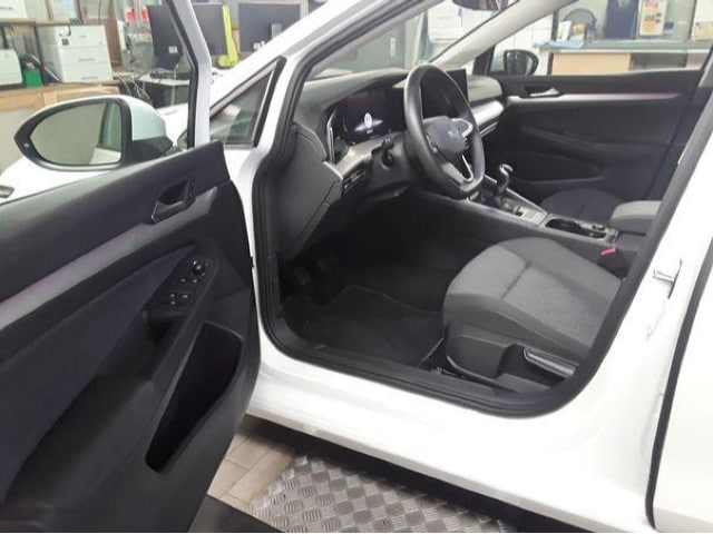 Volkswagen Golf 1.5 TSI Life Variant