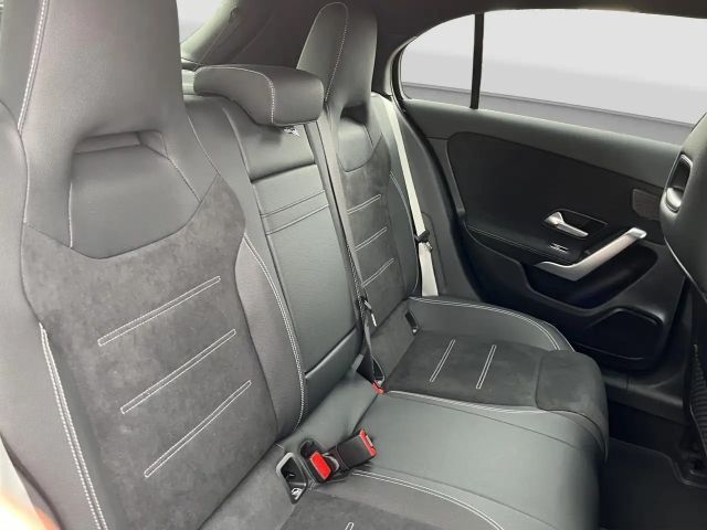 Mercedes-Benz A 200 AMG Line Hatchback