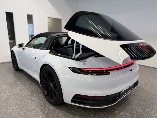 Porsche 911 4 Cabrio Targa