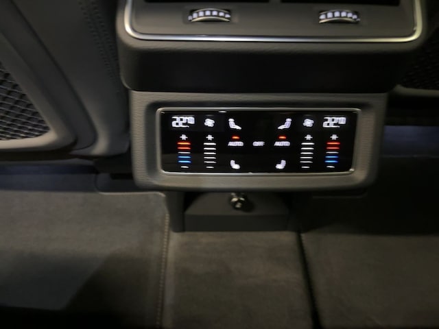 Audi Q8 e-tron 55 Quattro S-Line Sportback