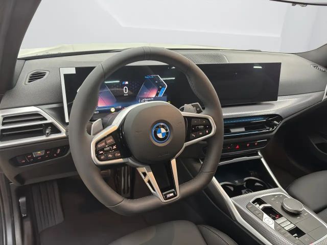 BMW 330 330e Touring xDrive