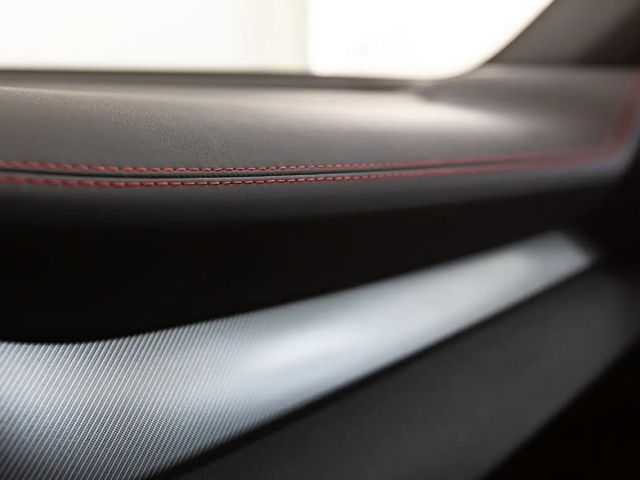 Alfa Romeo Giulia AT8 Q4