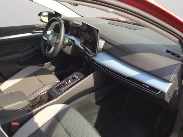 Volkswagen Golf 1.5 eTSI DSG Golf VIII