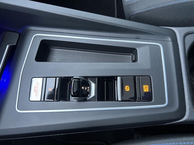 Volkswagen Golf GTE Pro