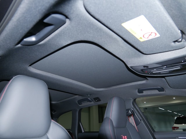 Audi A6 e-tron Avant Performance Quattro