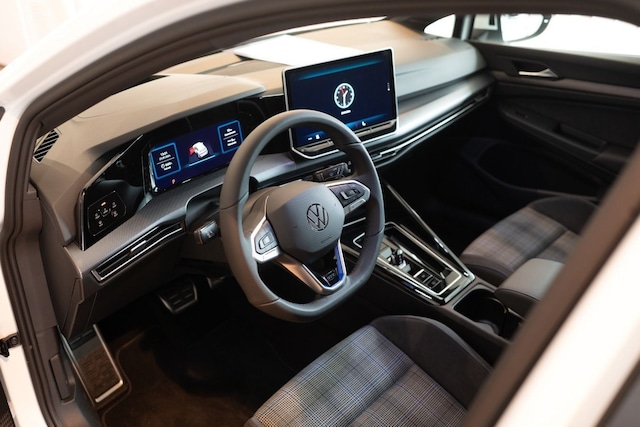 Volkswagen Golf DSG GTE eHybrid