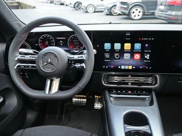 Mercedes-Benz CLA 200 4MATIC AMG Line Coupé