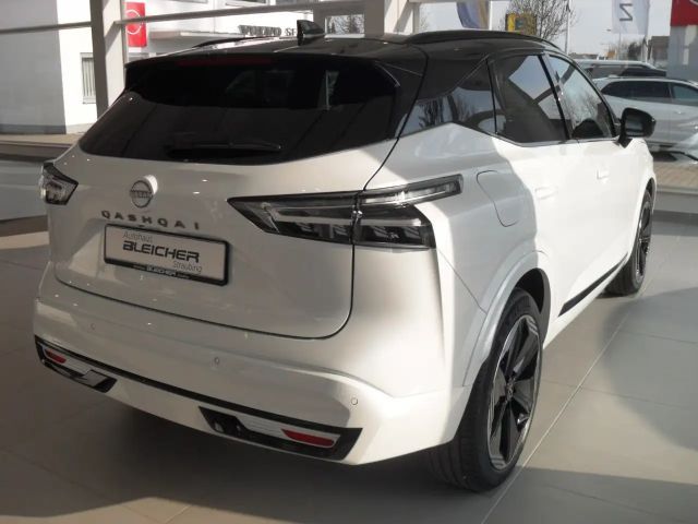 Nissan Qashqai N-Design | HeadUp | Panora. | 360°