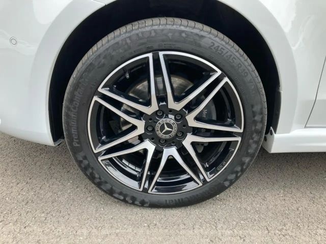Mercedes-Benz V 300 4MATIC AMG Line Extralang