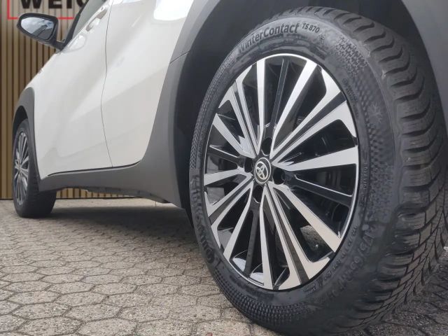 Toyota Aygo X Hatchback Play X-play