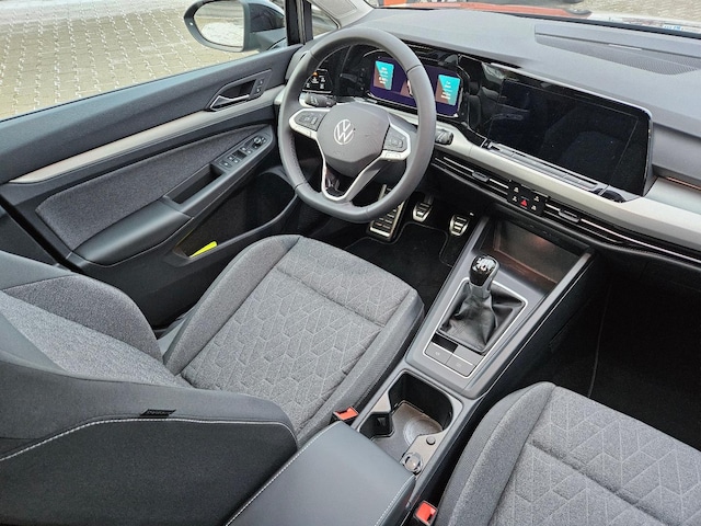 Volkswagen Golf Life