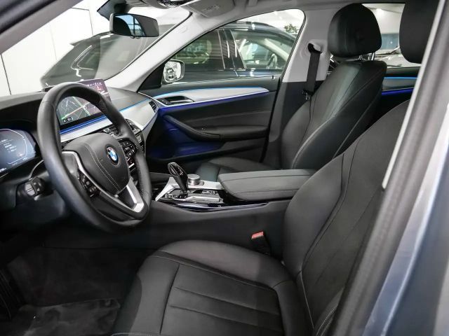 BMW 520 520d Sedan