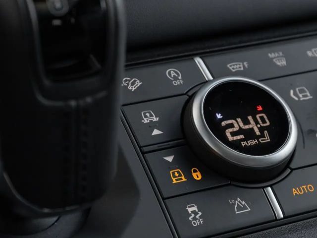 Land Rover Defender 110 D300 Dynamic HSE