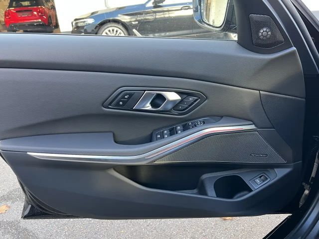 BMW 320 320d M-Sport Touring xDrive