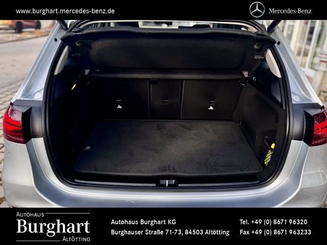 Mercedes-Benz B 200 B 200 d Progressive Sedan