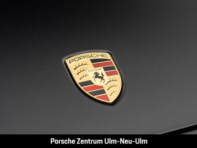 Porsche Panamera 4 E-Hybrid