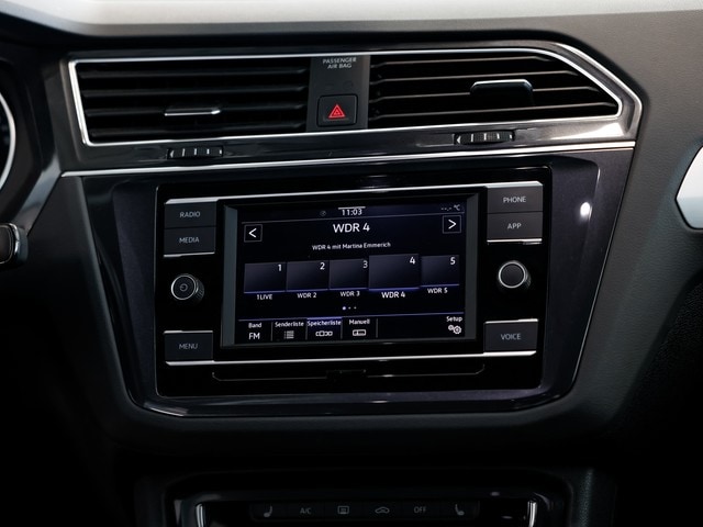 Volkswagen Tiguan Tiguan 1,5 TSI LED PDC LMR DAB+ Sitzheizg.