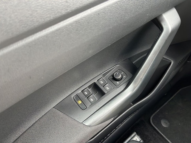 Volkswagen Taigo 1.0 TSI DSG R-Line