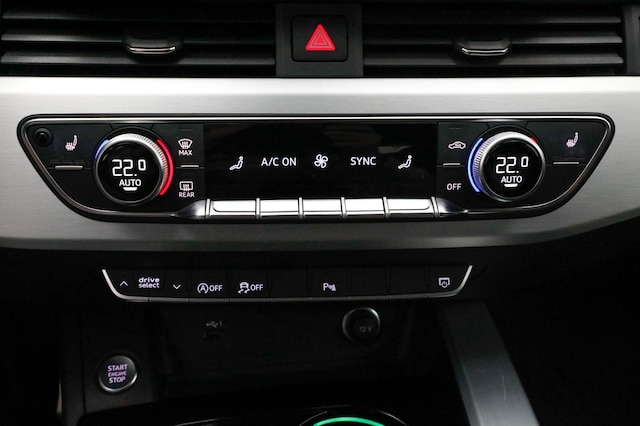 Audi A4 40 TFSI Avant Quattro S-Line S-Tronic