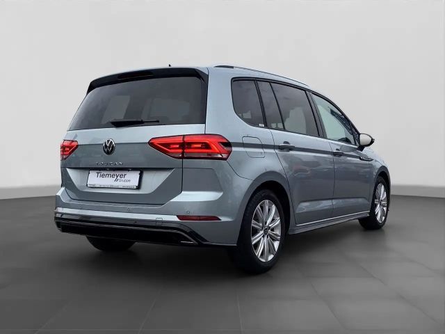 Volkswagen Touran 1.5 TSI DSG R-Line