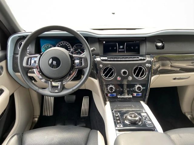 Rolls-Royce Cullinan Black Badge