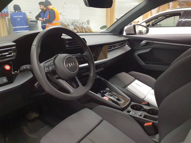 Audi A3 35 TDI S-Line S-Tronic Sportback