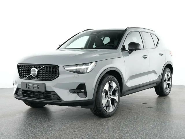 Volvo XC40 Business Dark Plus
