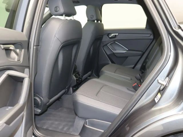 Audi Q3 35 TFSI S-Line