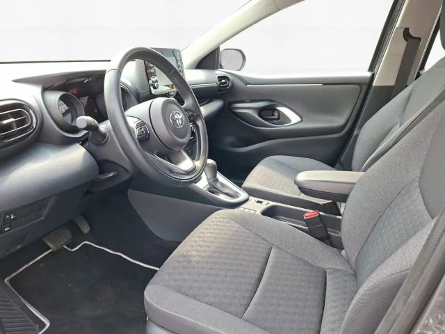 Toyota Yaris Hatchback Hybride Team D