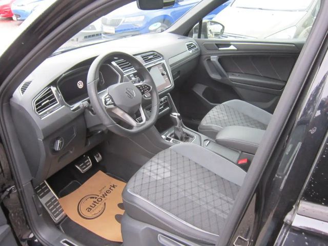 Volkswagen Tiguan R-Line Style eHybrid