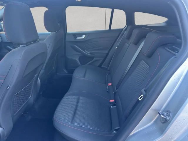 Ford Focus EcoBoost ST Line Wagon