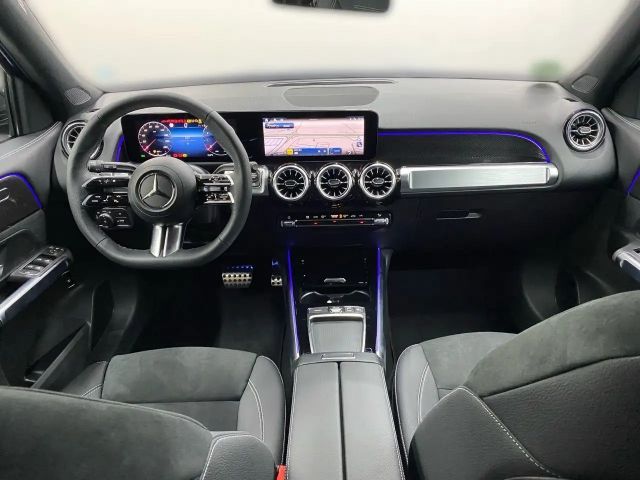 Mercedes-Benz GLB 200 AMG Line