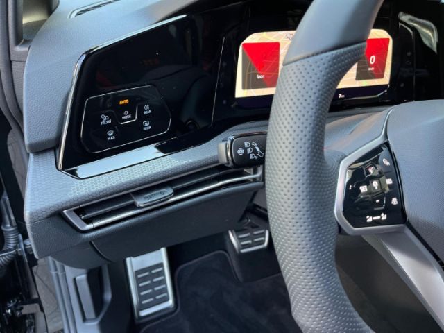 Volkswagen Golf DSG GTI